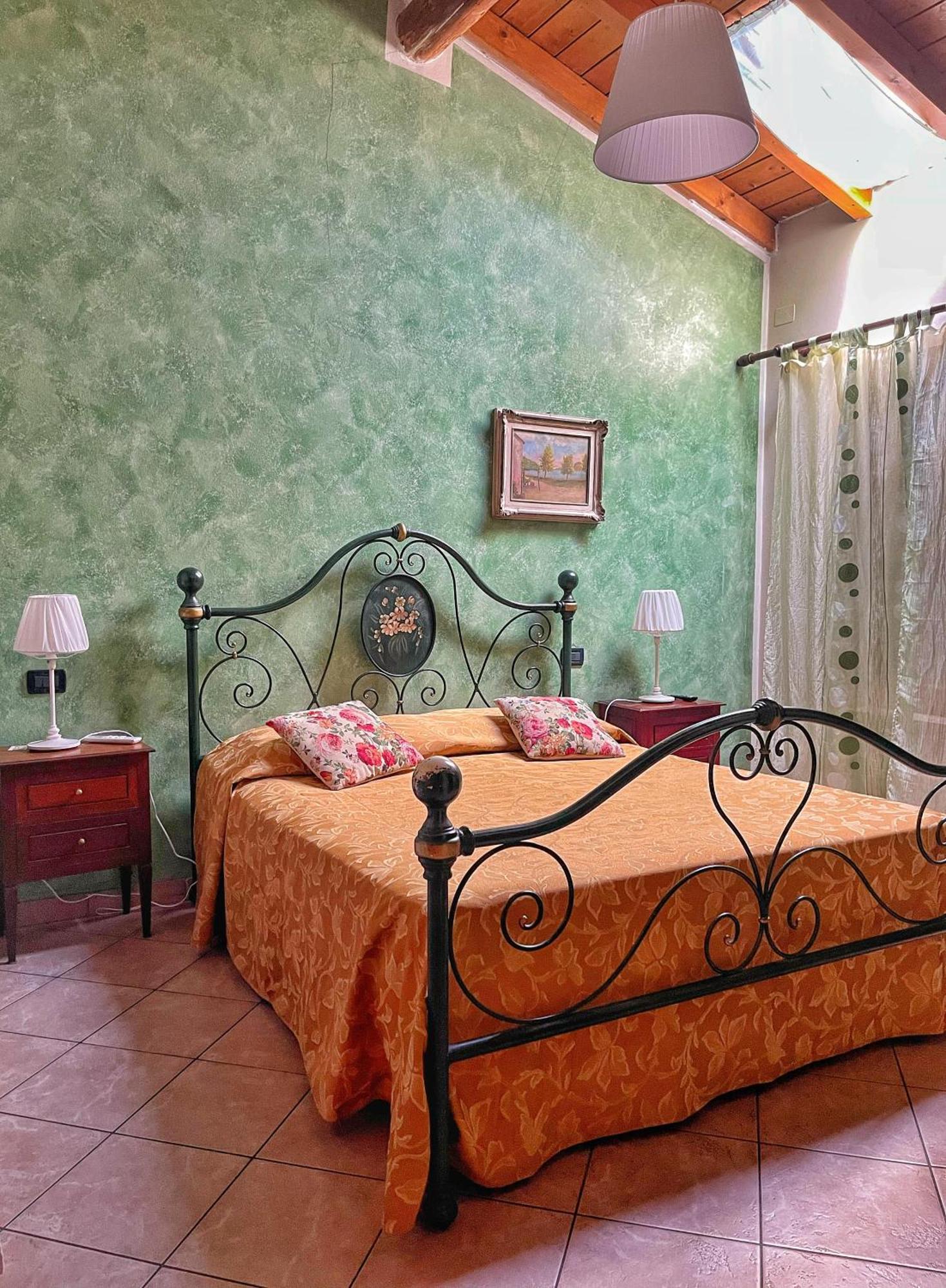B&B La Cascina Di Alice Castiglione Delle Stiviere Exteriör bild